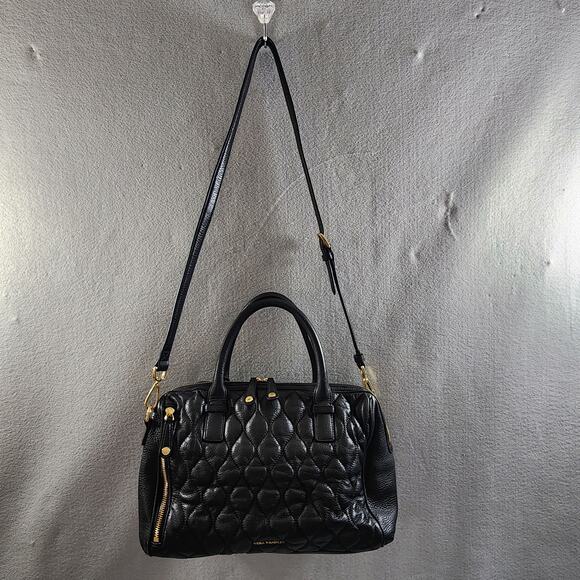 VERA BRADLEY Concealed Carry Black Quilted Floral Lined Shoulder Handbag Purse - Picture 2 of 11